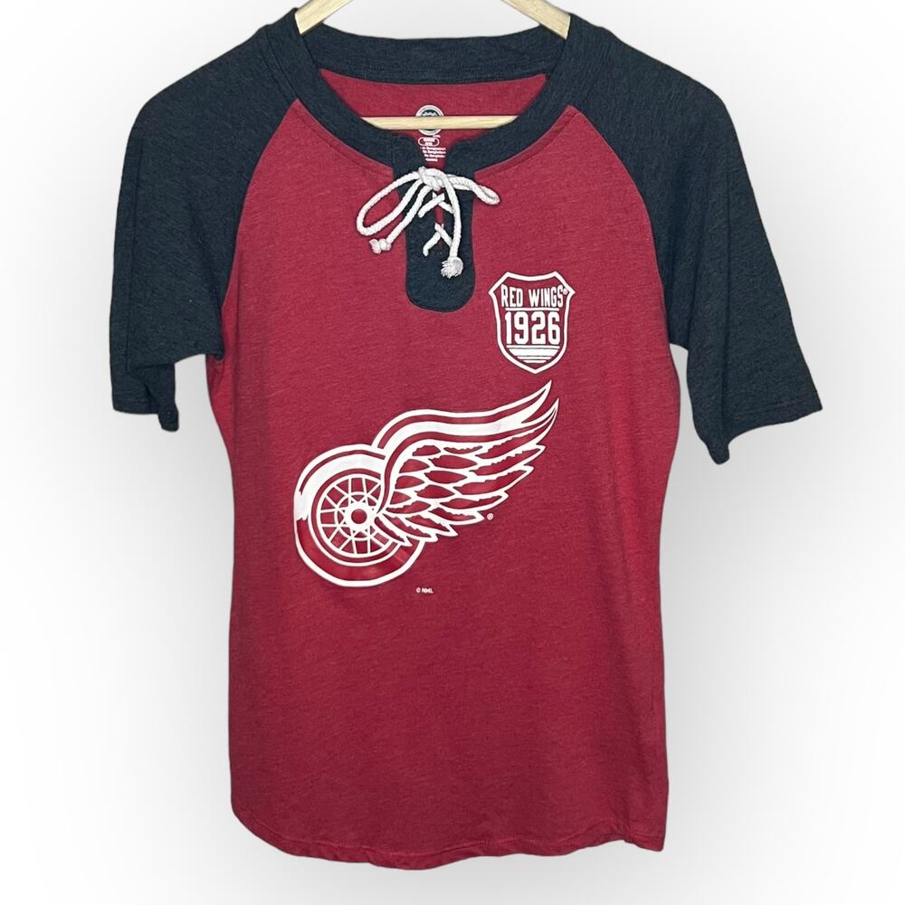 Detroit Red Wings NHL Red & Gray Raglan Sleeve Ringer Tee w/ Tie Neck Size Med